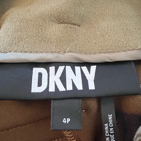 NWT DKNY Olive Green Suede Pants, Size 4P - Picture 4 of 5